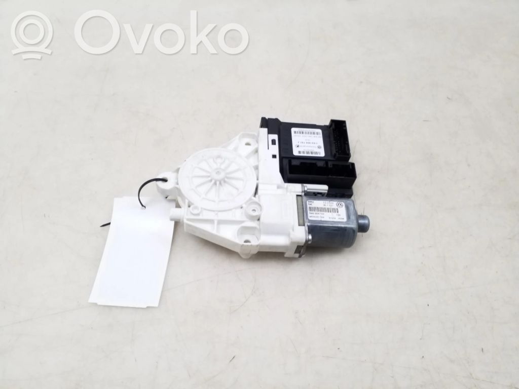 Volkswagen Tiguan Silnik regulatora szyby drzwi przednich 
