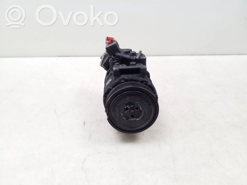 BMW 5 E60 E61 Ilmastointilaitteen kompressorin pumppu (A/C) 