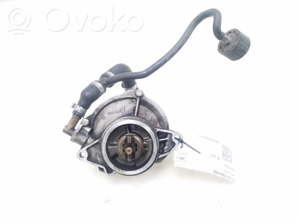 Audi A4 S4 B7 8E 8H Bomba de vacío 