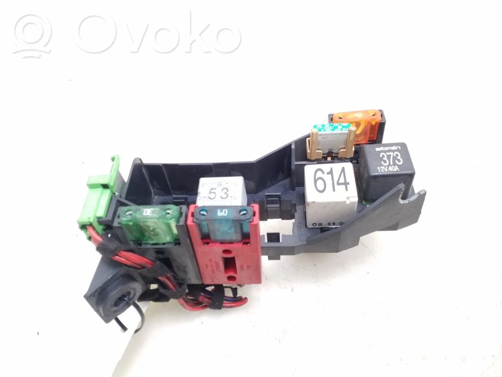 Audi A8 S8 D3 4E Sicherungskasten 