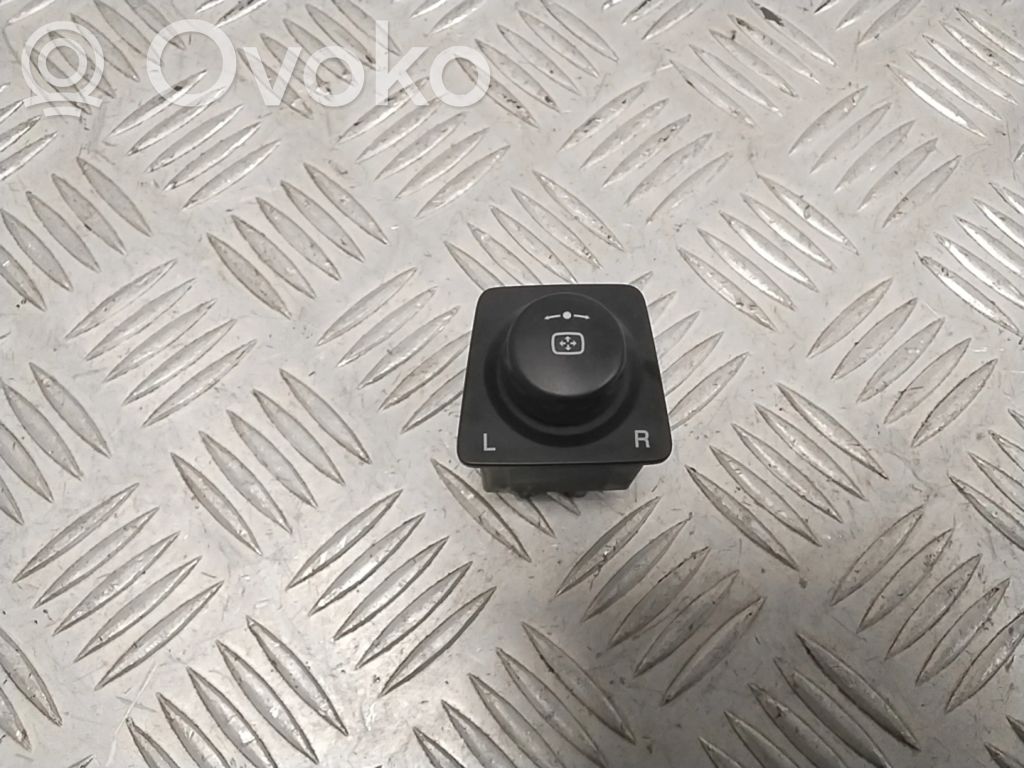 Opel Antara Wing mirror switch 