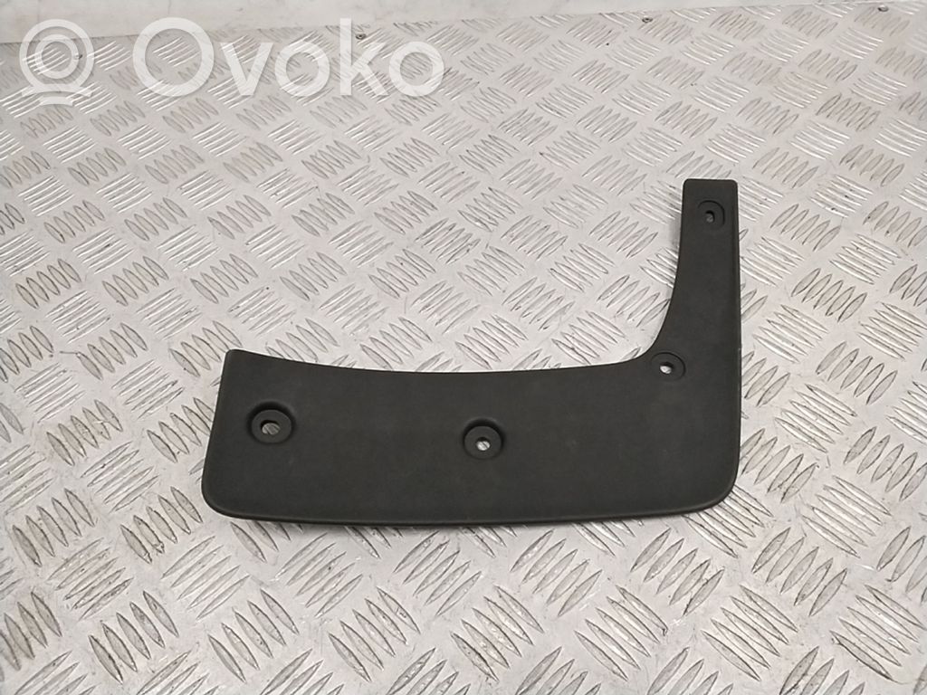 Volvo XC40 Chlapacze przednie 