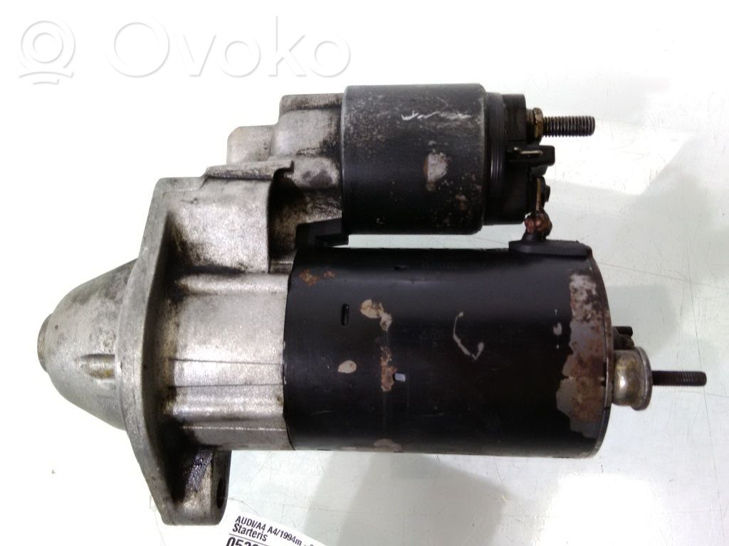 Audi A4 S4 B5 8D Starteris 