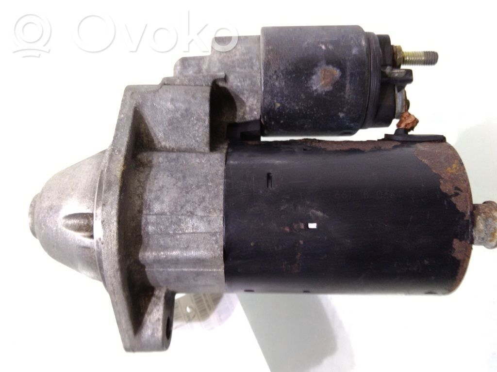 Audi A4 S4 B5 8D Starteris 