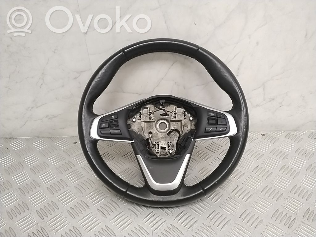 BMW 2 F45 Ohjauspyörä 