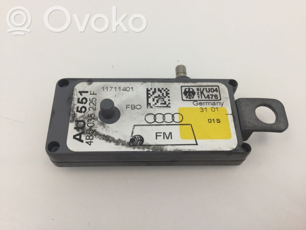 Audi A6 S6 C5 4B Garso stiprintuvas 