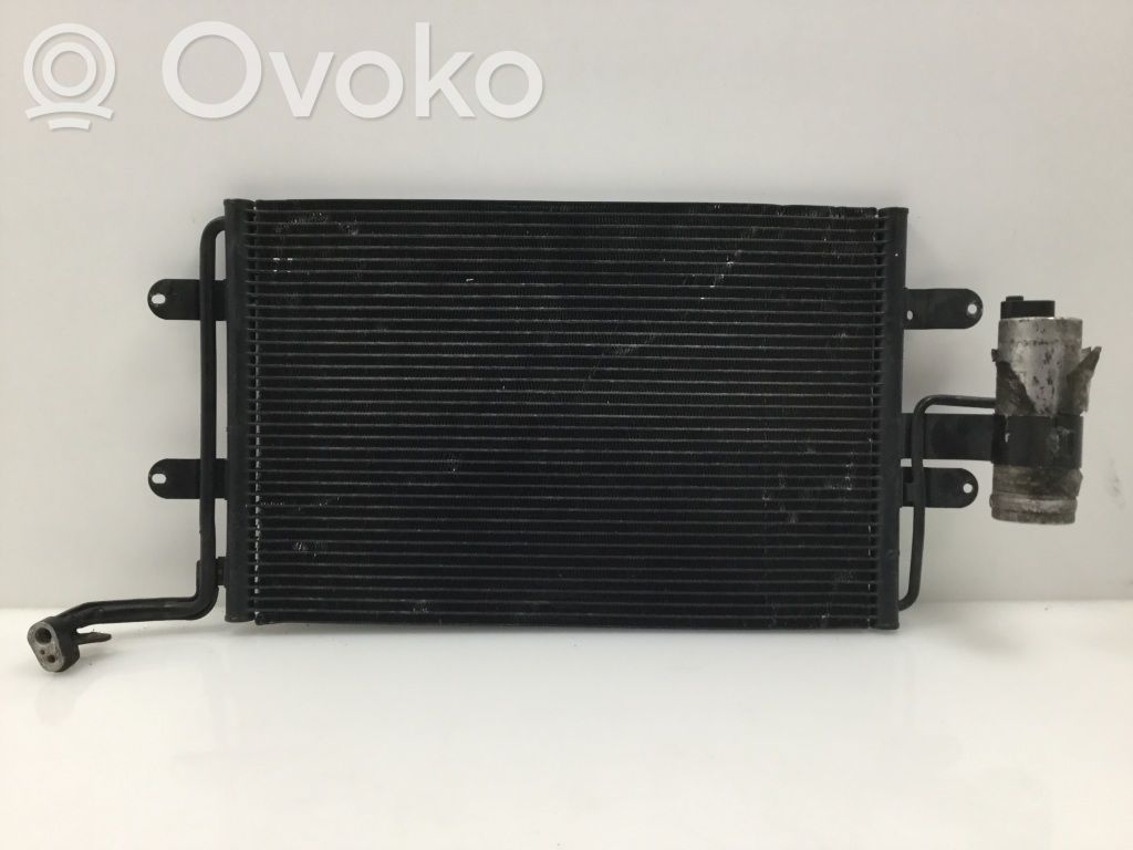 Volkswagen Golf IV Skraplacz / Chłodnica klimatyzacji 