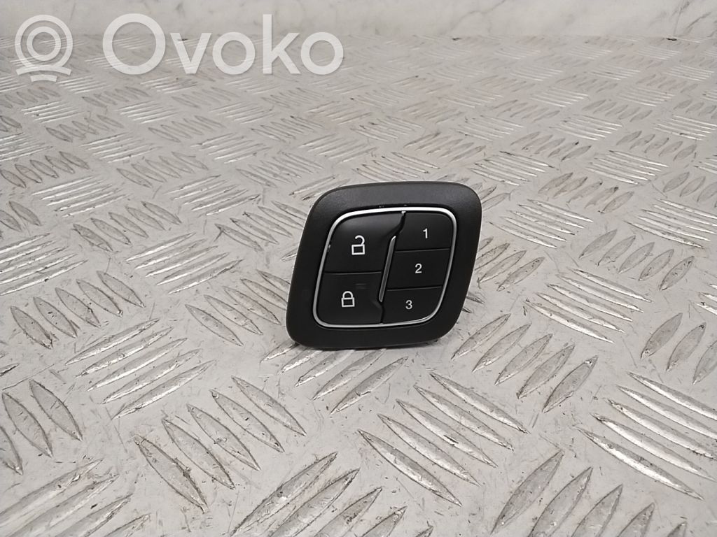 Ford Mach-E I Central locking switch button 