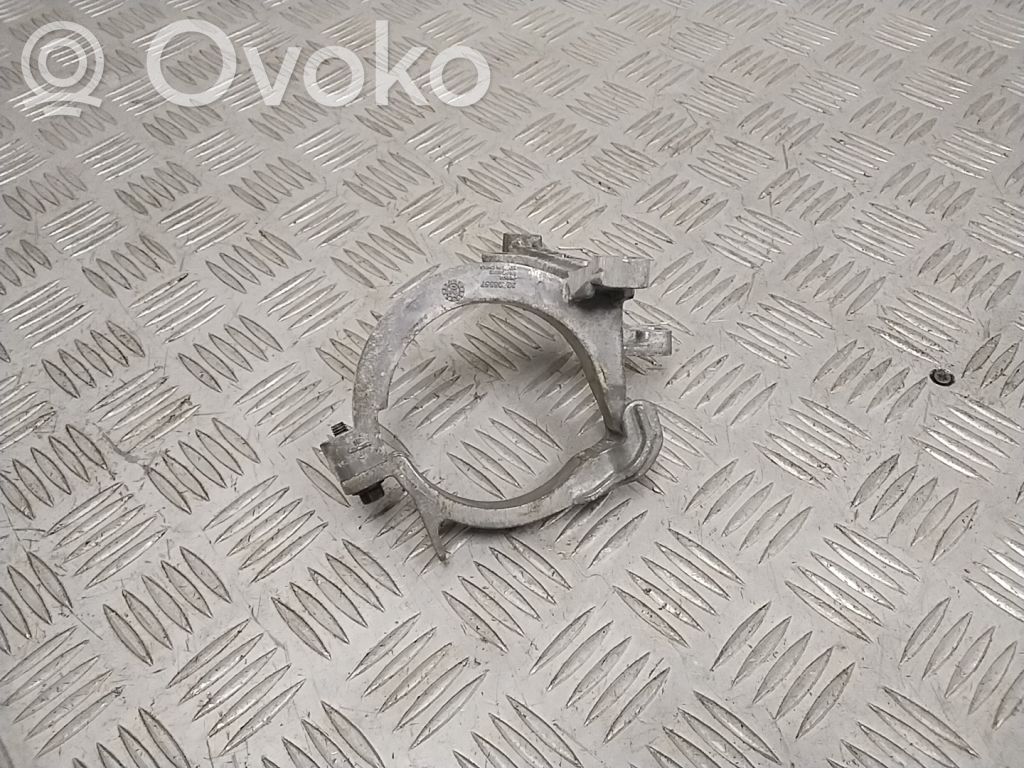 Vesipumppu   32208557