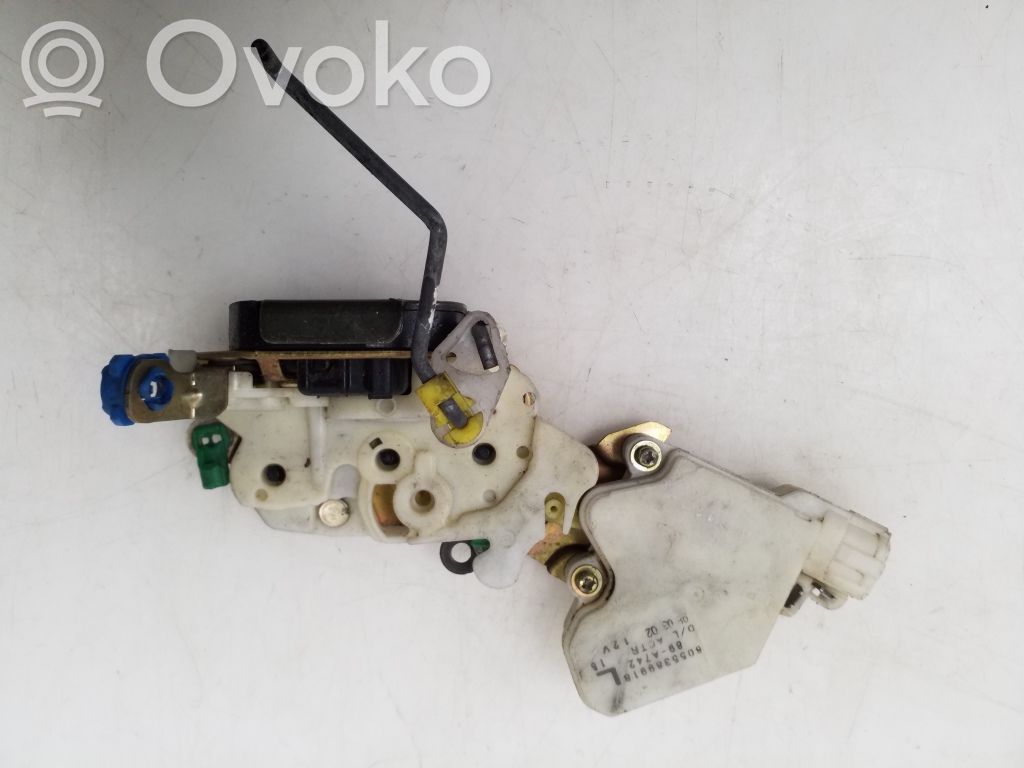 Nissan Almera Etuoven lukko 
