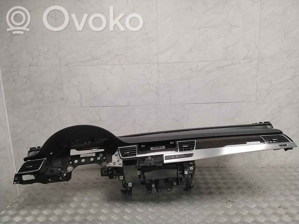 Audi A8 S8 D4 4H Bord 