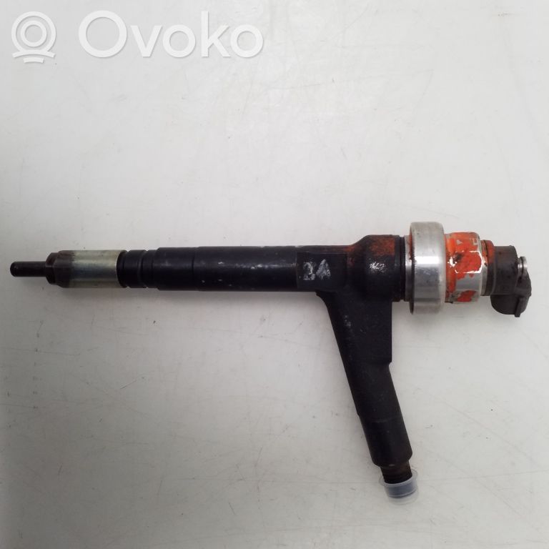 Opel Astra H Fuel injector 