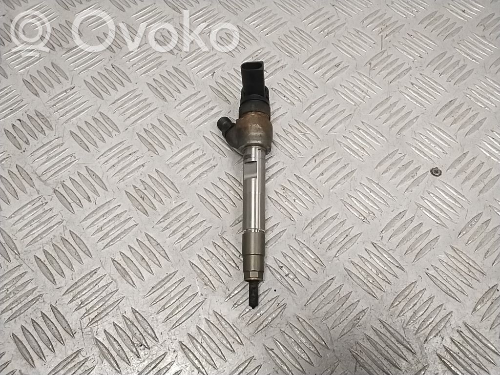 BMW 2 F45 Inyector de combustible 