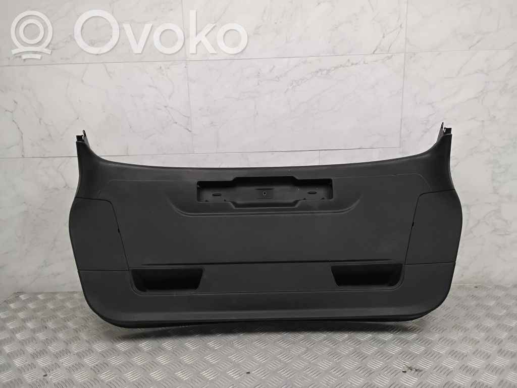 BMW 2 F45 Tailgate trim 