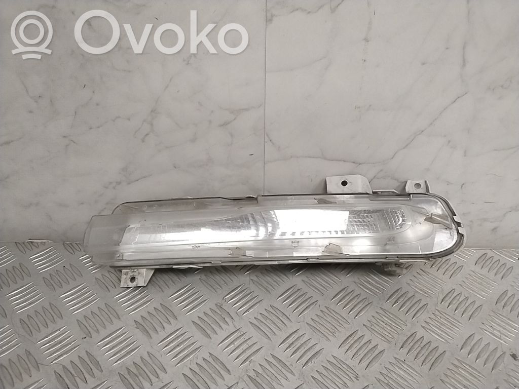 Etusumuvalo   31290580