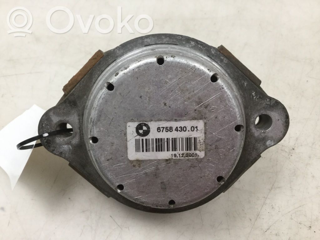 BMW X5 E53 Engine mount bracket 