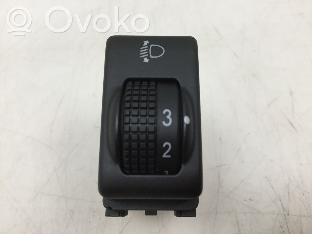 Nissan Qashqai Light switch 