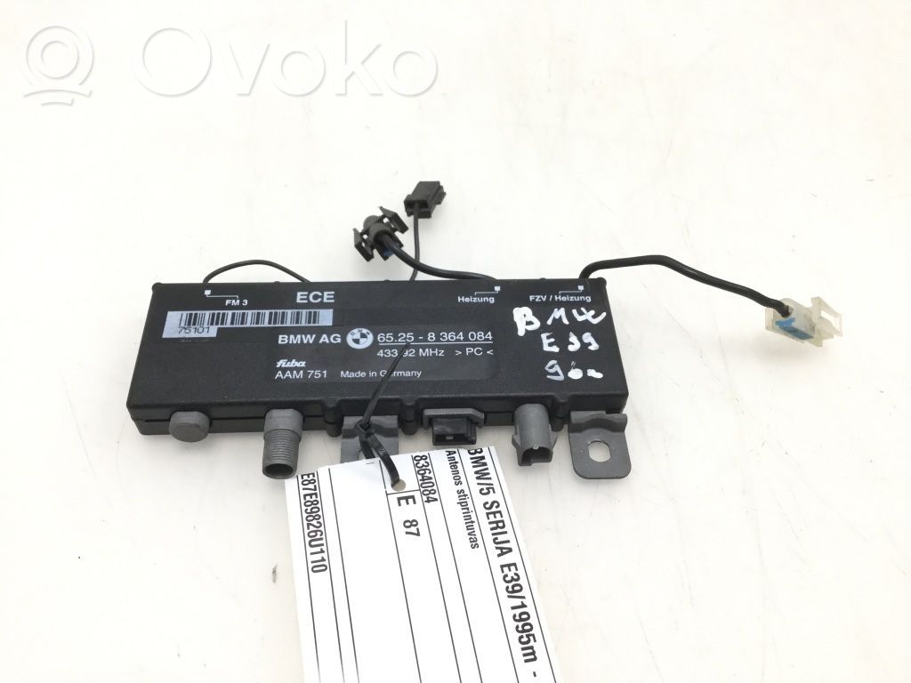 BMW 5 E39 Antenos stiprintuvas 