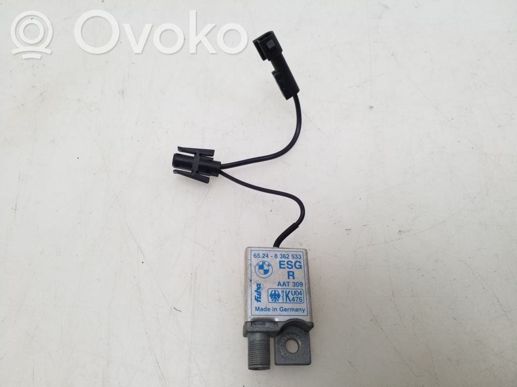 BMW 5 E39 Antenos stiprintuvas 
