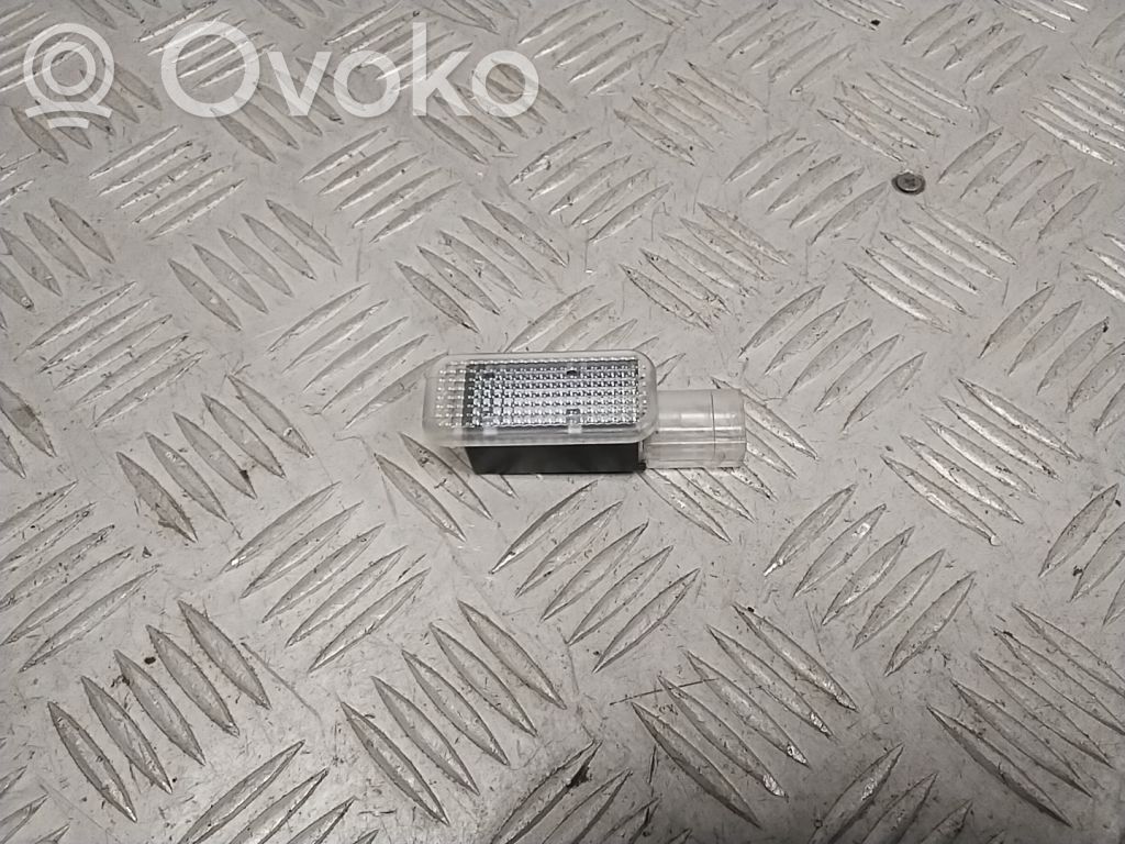 Muu sisävalo   4KE947409