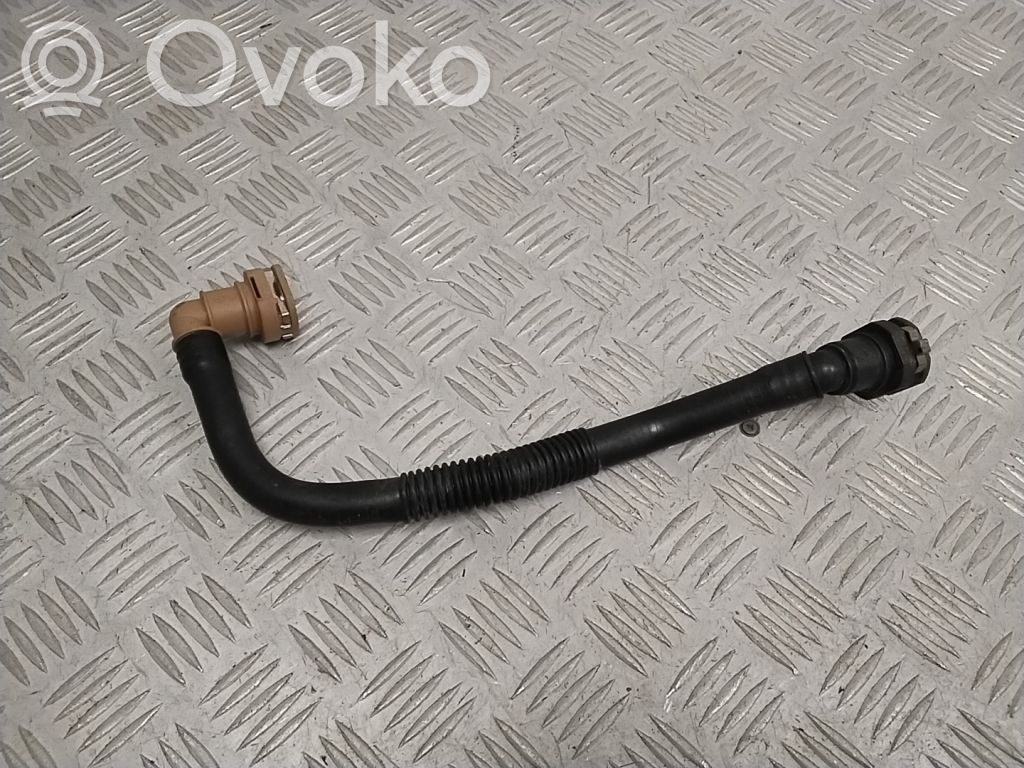 Engine coolant pipe/hose