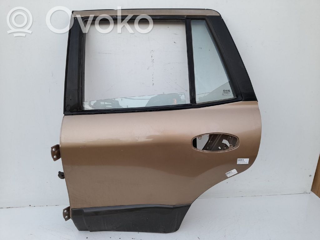 Puerta trasera   7700326110