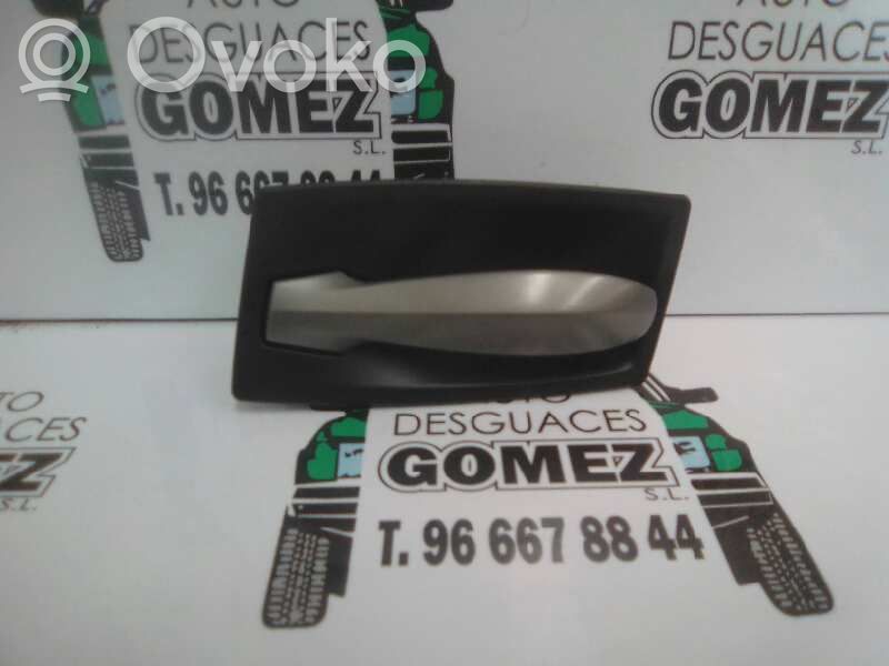 Manecilla interna puerta delantera   51217076247