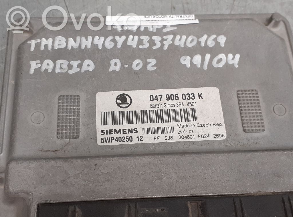 Unidad de control/módulo del motor   047906033K