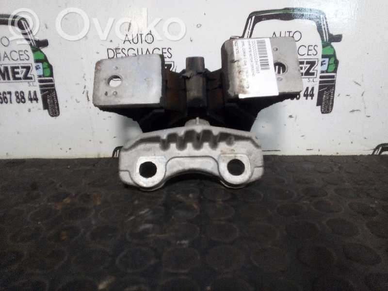 Opel Corsa C Moottorin kiinnikekorvake 
