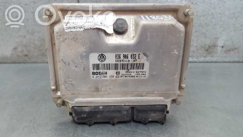 Unidad de control/módulo del motor   036906032E