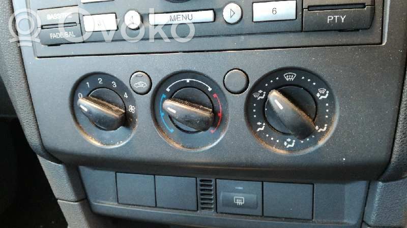 Ford Focus Climate control unit 