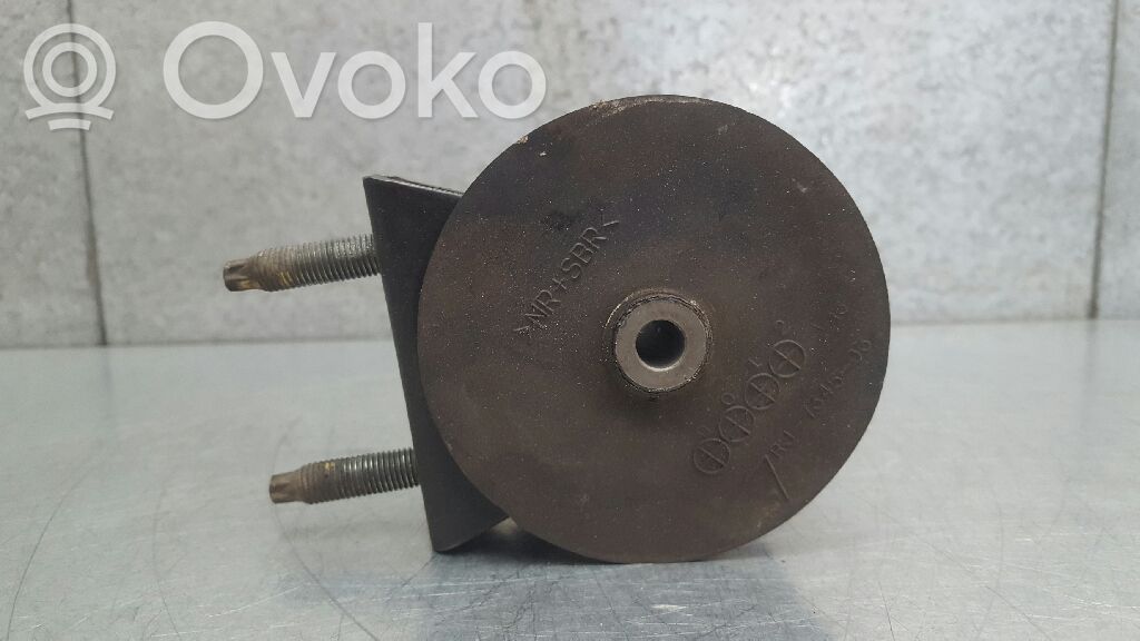 Suzuki Wagon R+ Moottorin kiinnikekorvake 