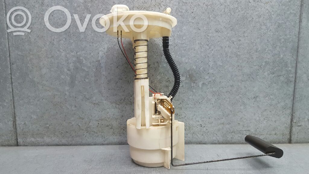 Bomba interna de combustible   7700427100