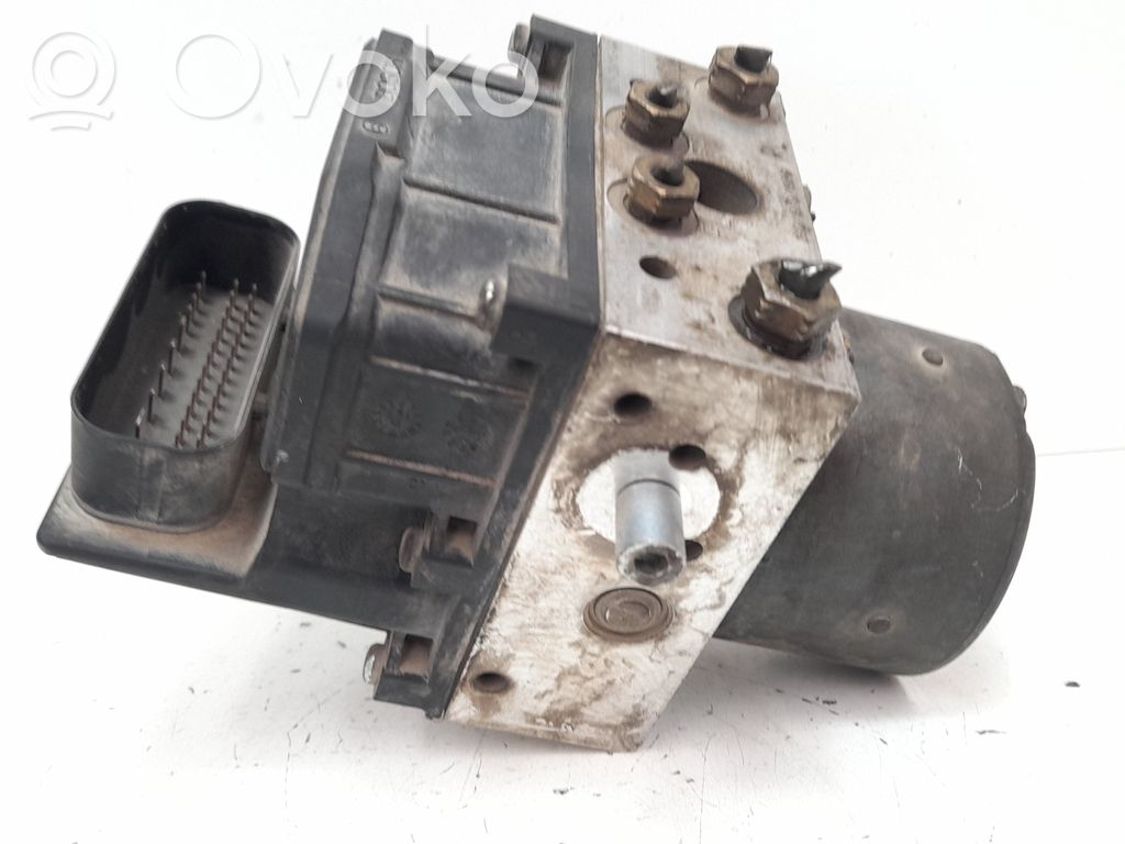 ABS-pumppu   3S712M110AA