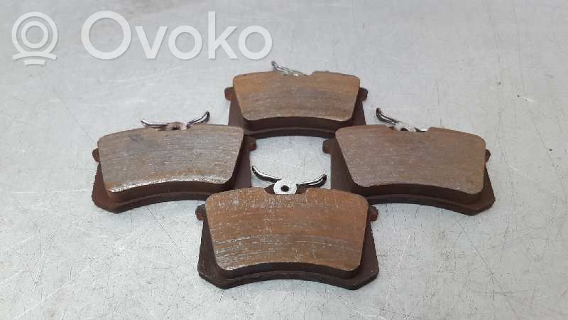 Brake pads (rear)