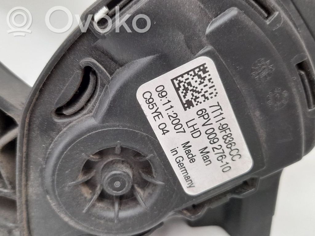 Kaasupolkimen asentoanturi   7T119F836CC
