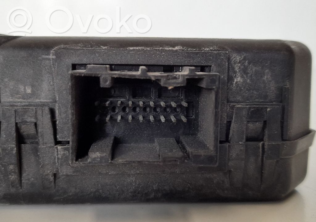 Unité de commande / module de verrouillage centralisé porte   46784224