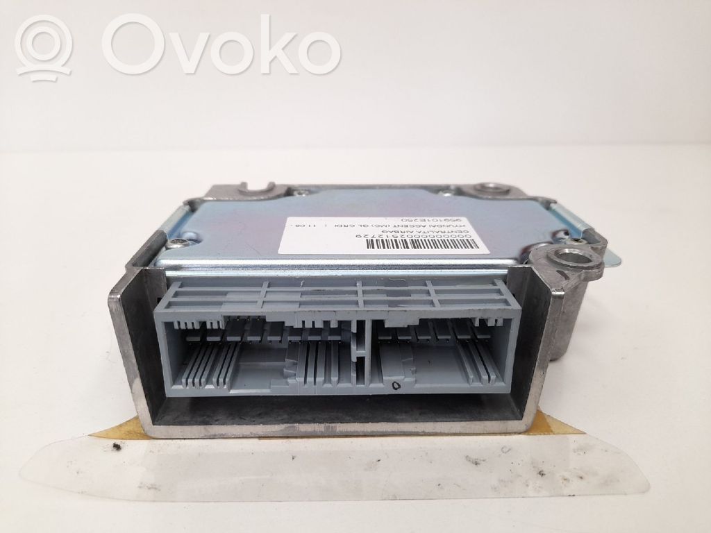 Unidad de control/módulo del Airbag   959101E250