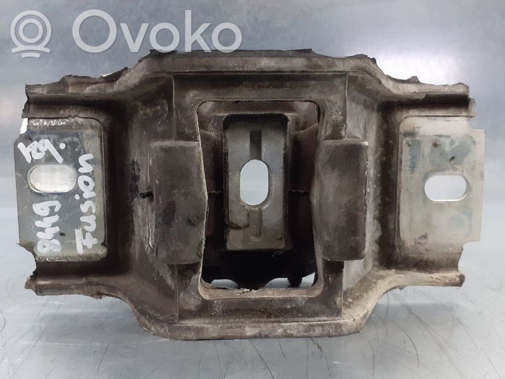 Moottorin kiinnikekorvake   2S617M121BB