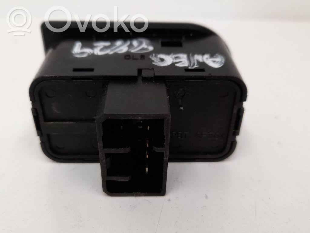 Chevrolet Aveo Wing mirror switch 