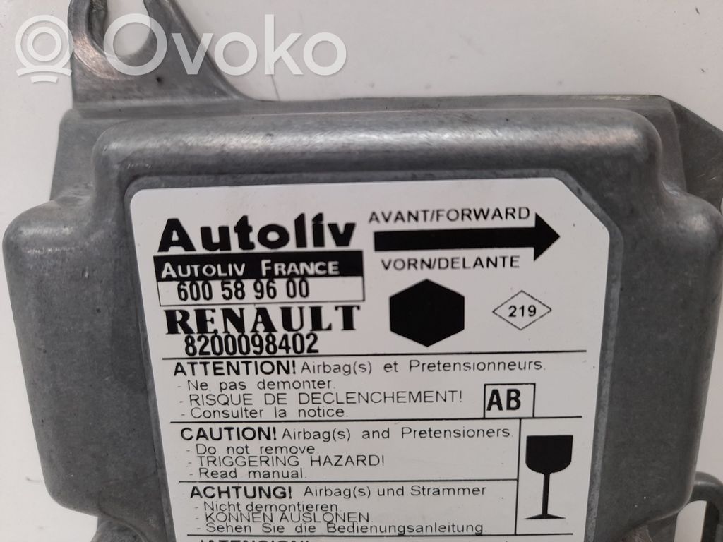 Renault Kangoo I Centralina/modulo airbag 