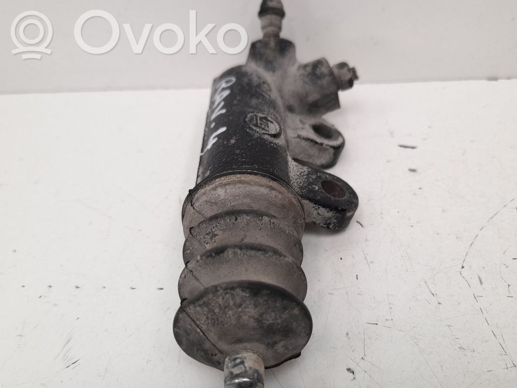 Toyota RAV 4 (XA20) Cilindro secondario della frizione