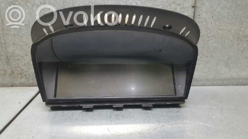 Radio / CD-Player / DVD-Player / Navigation   65826966925