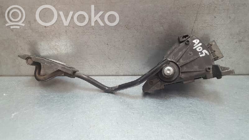 Nissan Almera N16 Kaasupolkimen asentoanturi 