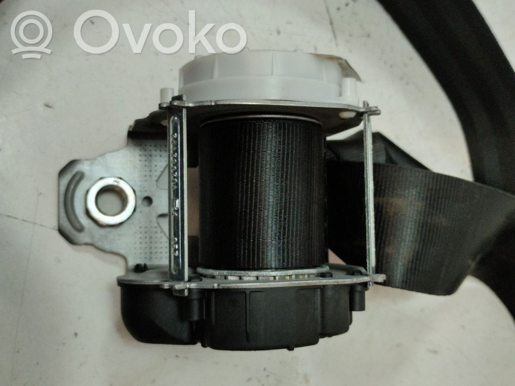Volkswagen PASSAT B8 Cinturón trasero 