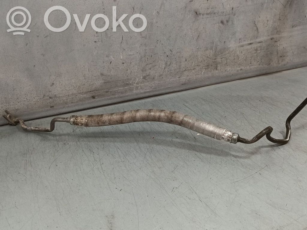 Ohjaustehostimen letkusto   0100185