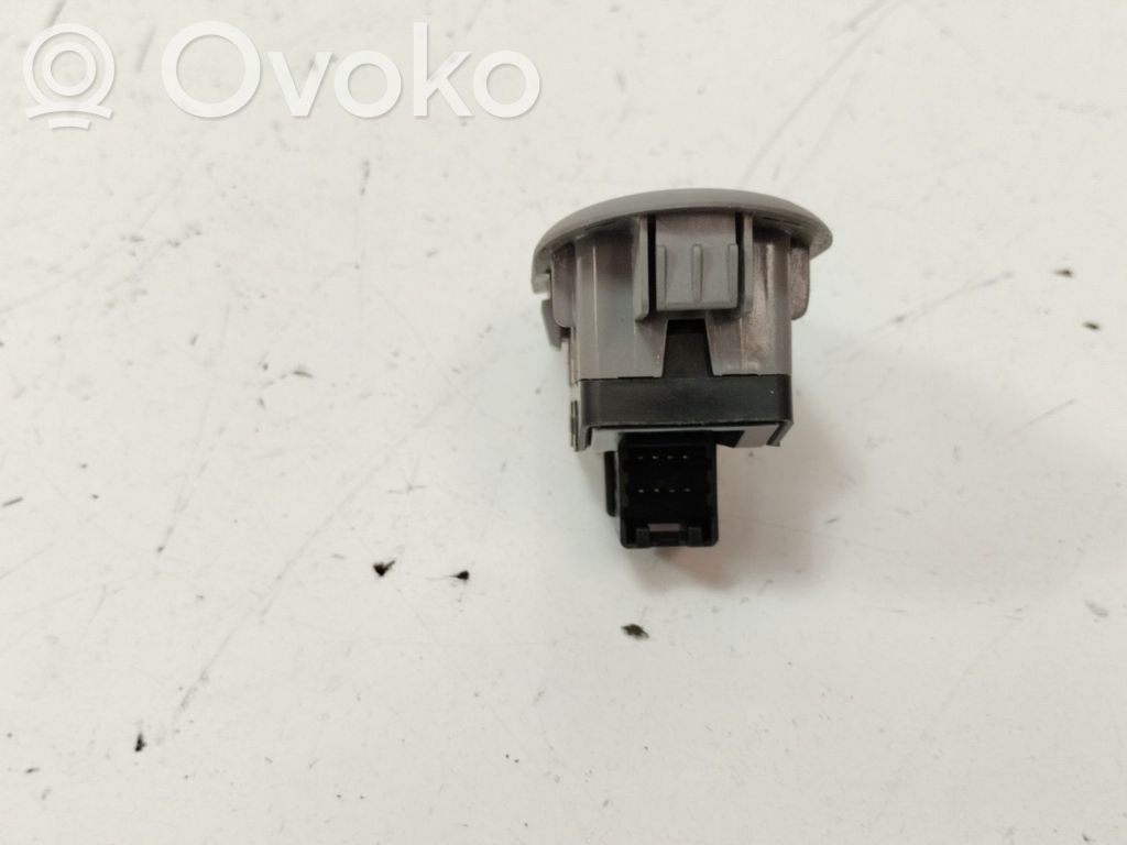 KIA Carnival Interrupteur commade lève-vitre 