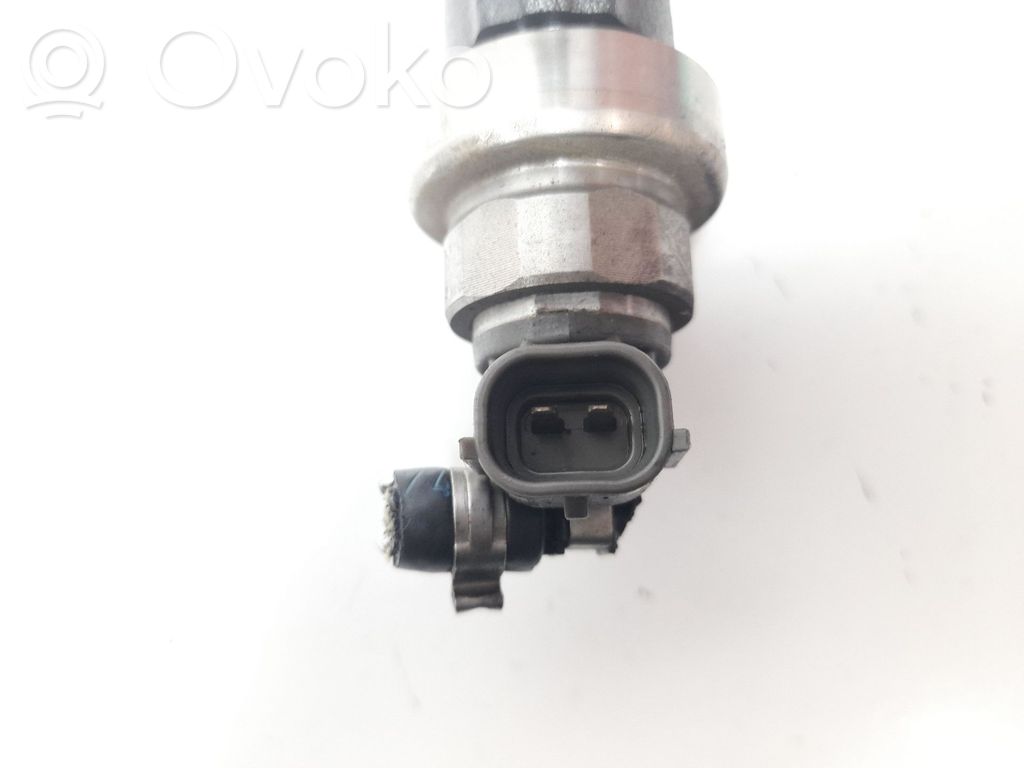 Inyector de combustible   973762703