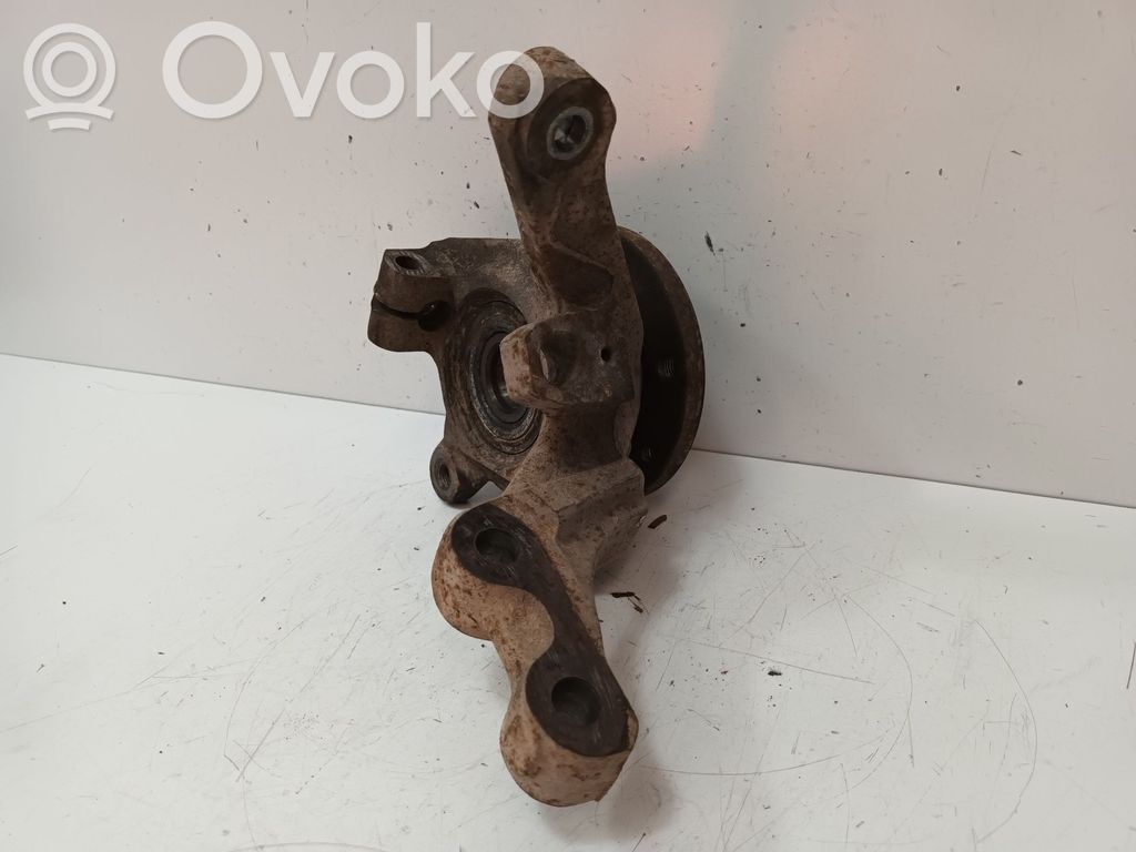 Achsschenkel vorne