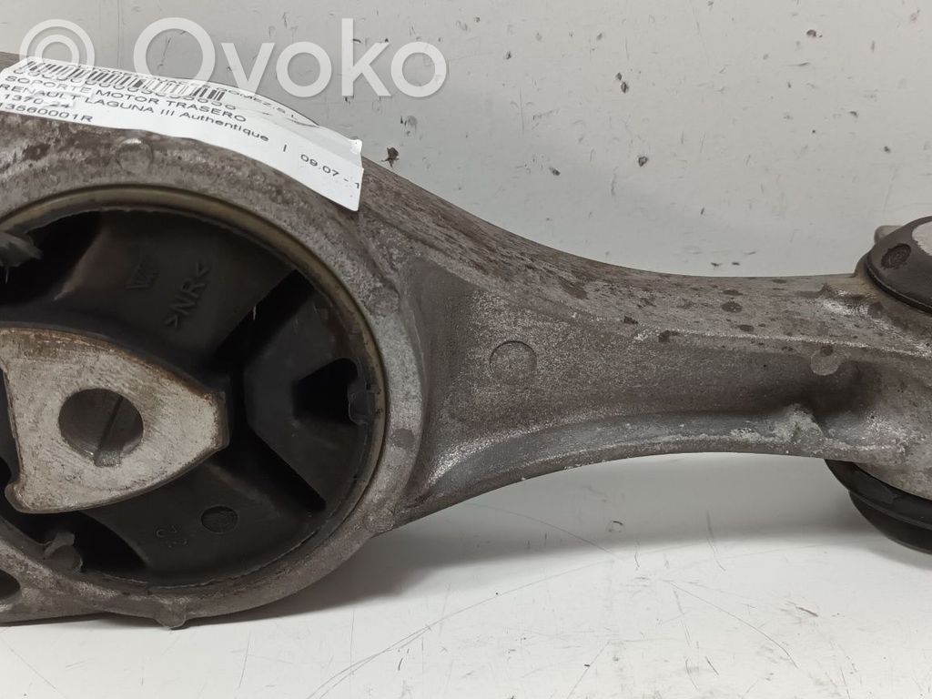 Engine mount bracket   113560001R